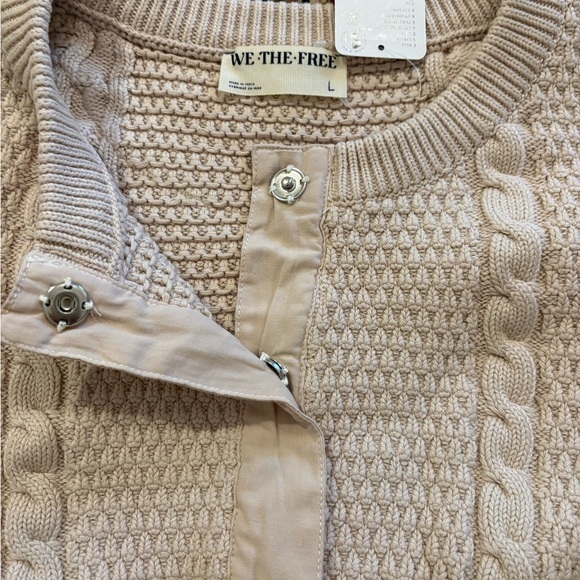 We The Free Cropped Heritage Ivory/Beige Cable Knit Cardigan - Picture 5 of 12